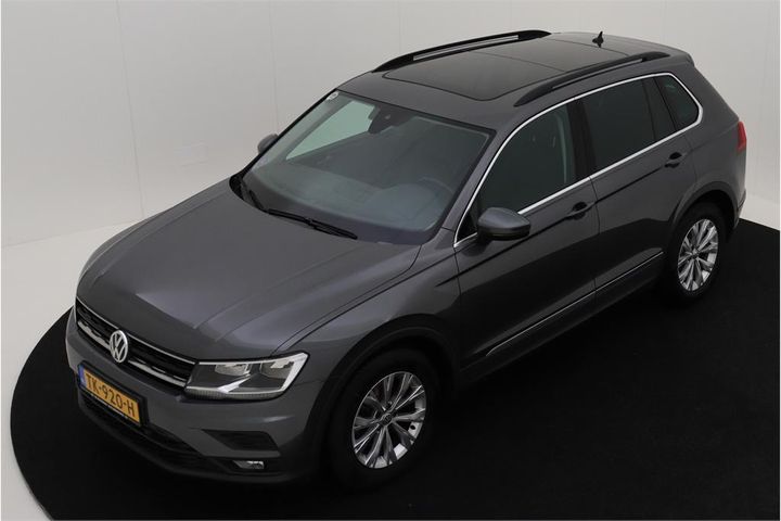 VOLKSWAGEN TIGUAN 2018 wvgzzz5nzjw450570