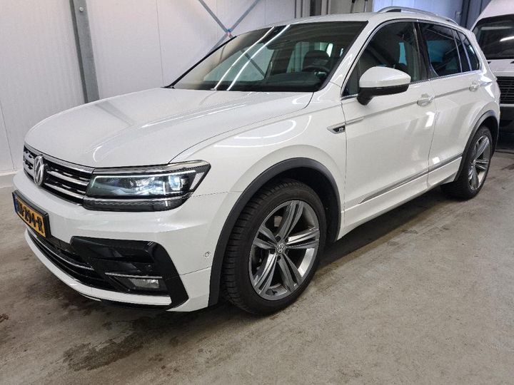 VOLKSWAGEN TIGUAN 2018 wvgzzz5nzjw800843