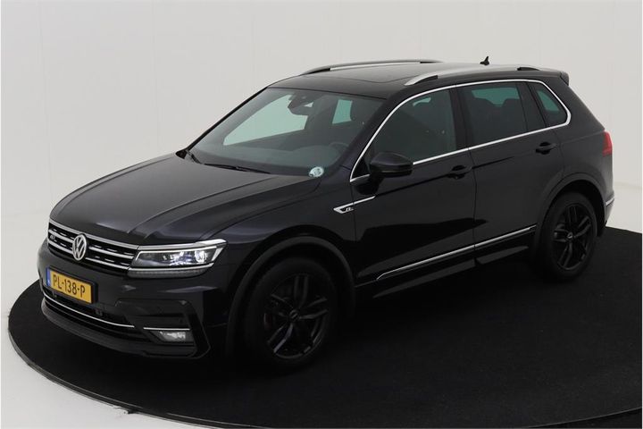 VOLKSWAGEN TIGUAN 2017 wvgzzz5nzjw800903