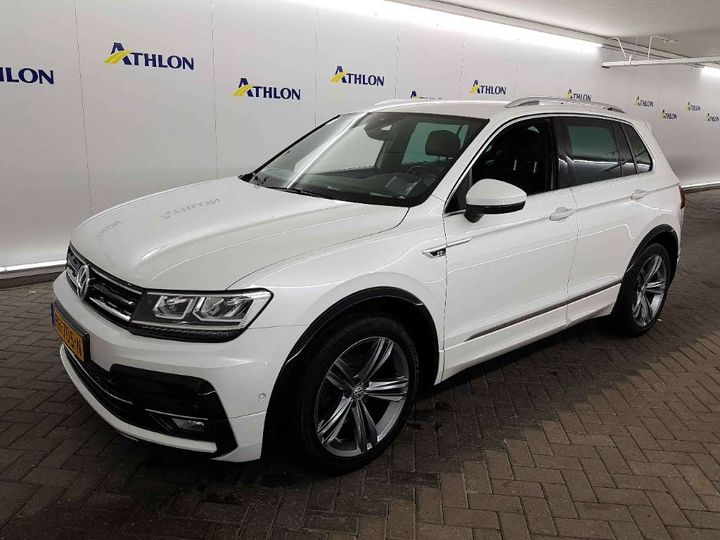 VOLKSWAGEN TIGUAN 2017 wvgzzz5nzjw801084