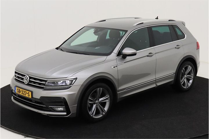 VOLKSWAGEN TIGUAN 2018 wvgzzz5nzjw816245