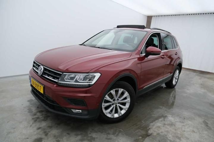 VOLKSWAGEN TIGUAN&#3916 2017 wvgzzz5nzjw823075