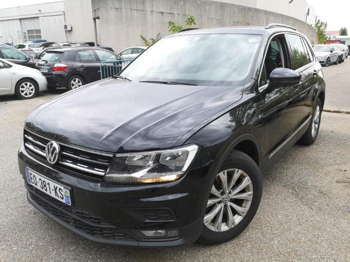 VOLKSWAGEN TIGUAN 2017 wvgzzz5nzjw826988