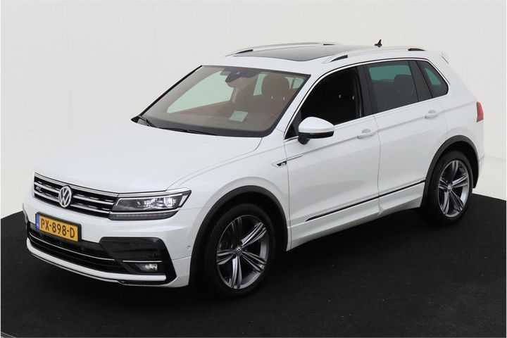 VOLKSWAGEN TIGUAN 2017 wvgzzz5nzjw827620