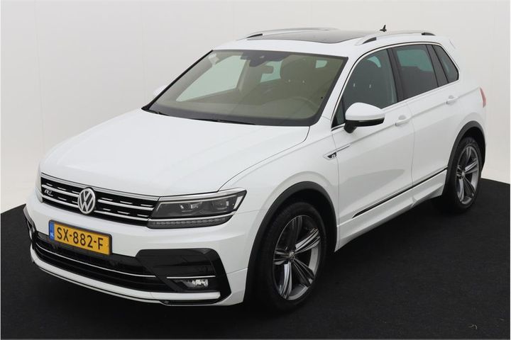 VOLKSWAGEN TIGUAN 2018 wvgzzz5nzjw828245