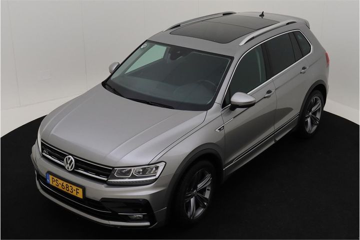 VOLKSWAGEN TIGUAN 2017 wvgzzz5nzjw832047