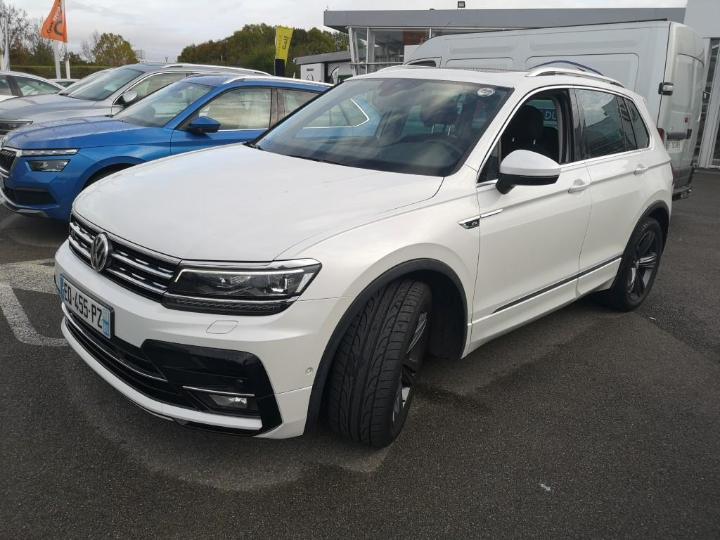 VOLKSWAGEN TIGUAN 2017 wvgzzz5nzjw834000