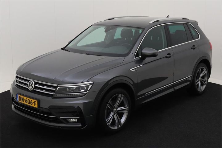 VOLKSWAGEN TIGUAN 2018 wvgzzz5nzjw842649