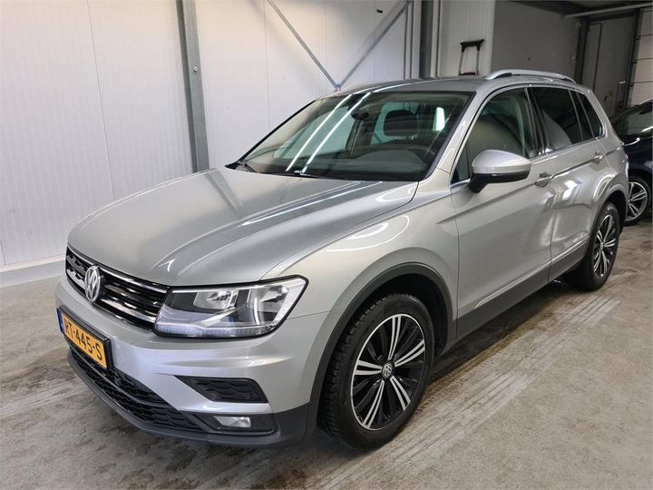 VOLKSWAGEN TIGUAN 2018 wvgzzz5nzjw848940