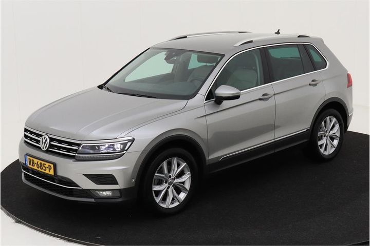 VOLKSWAGEN TIGUAN 2017 wvgzzz5nzjw849849