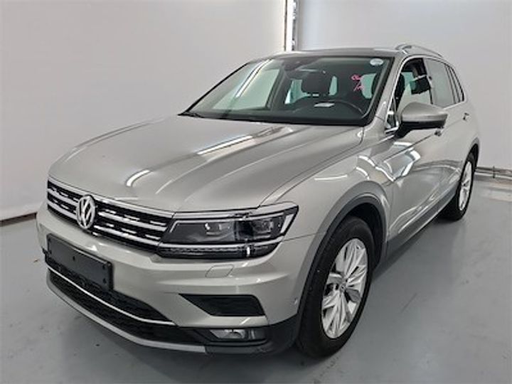 VOLKSWAGEN TIGUAN 2017 wvgzzz5nzjw855323