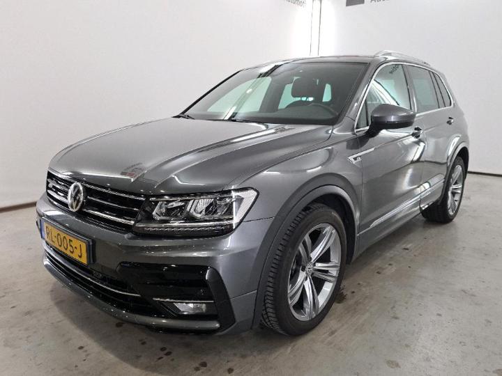 VOLKSWAGEN TIGUAN 2018 wvgzzz5nzjw864437