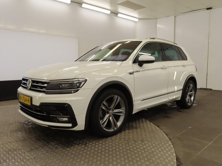 VOLKSWAGEN TIGUAN 2019 wvgzzz5nzjw865343