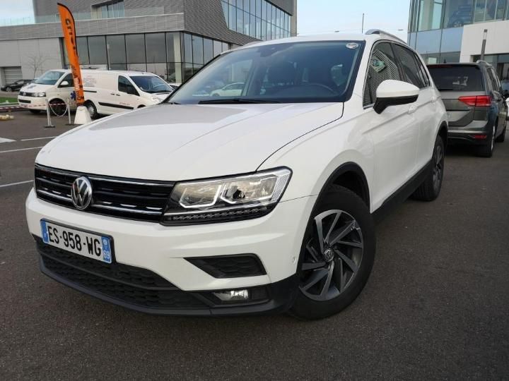 VOLKSWAGEN TIGUAN 2017 wvgzzz5nzjw869812