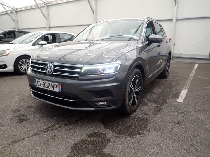 VOLKSWAGEN TIGUAN 2018 wvgzzz5nzjw871852