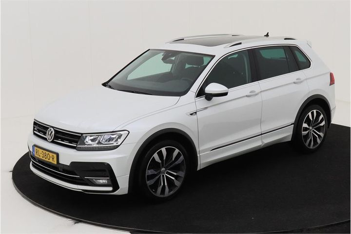 VOLKSWAGEN TIGUAN 2018 wvgzzz5nzjw874193