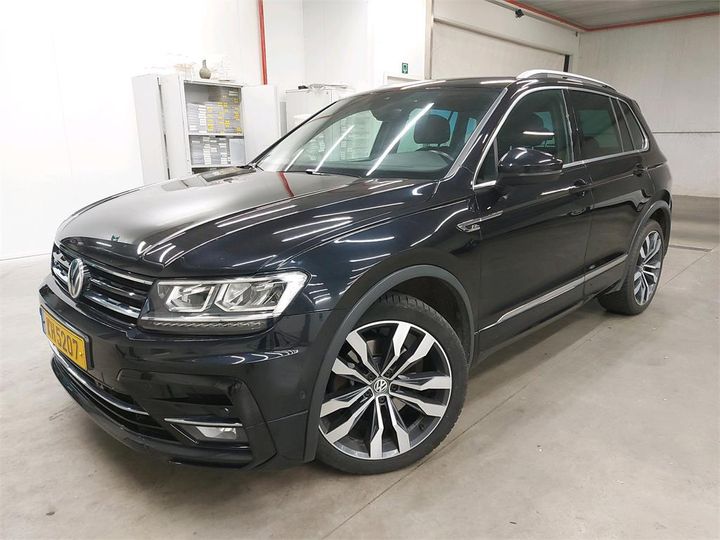 VOLKSWAGEN TIGUAN 2018 wvgzzz5nzjw875227