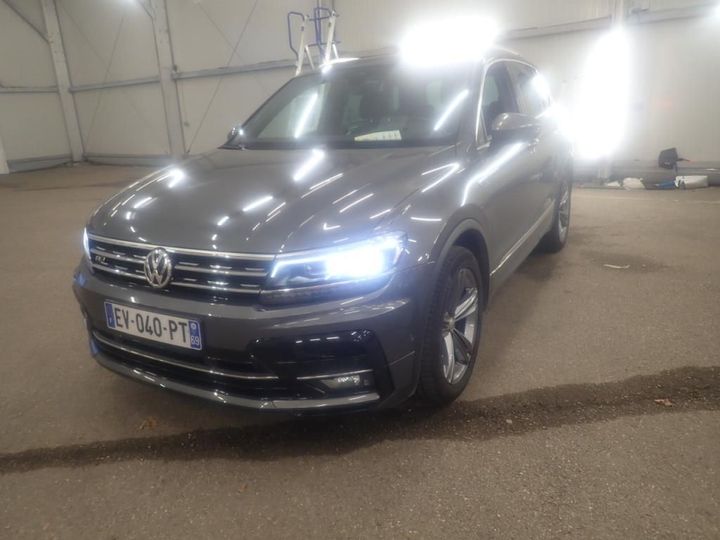 VOLKSWAGEN TIGUAN 2018 wvgzzz5nzjw880416