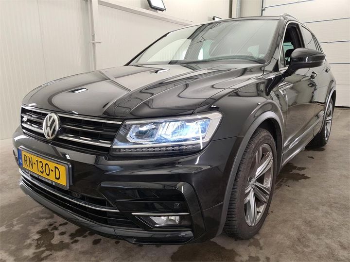 VOLKSWAGEN TIGUAN 2018 wvgzzz5nzjw882450