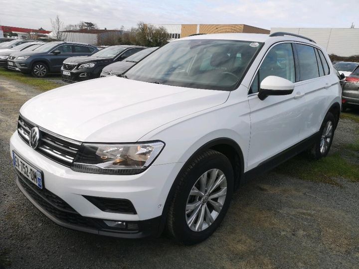 VOLKSWAGEN TIGUAN 2018 wvgzzz5nzjw882840