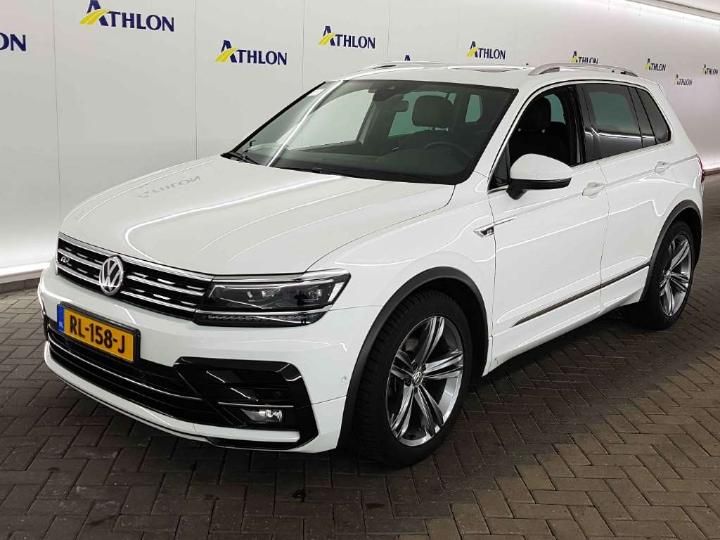 VOLKSWAGEN TIGUAN 2018 wvgzzz5nzjw883048