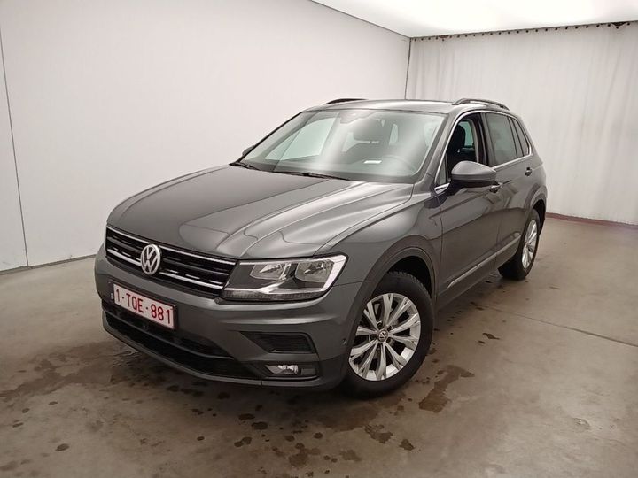 VOLKSWAGEN TIGUAN &#3916 2018 wvgzzz5nzjw884025