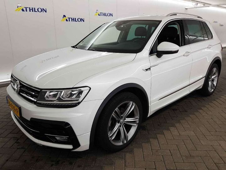 VOLKSWAGEN TIGUAN 2018 wvgzzz5nzjw884414