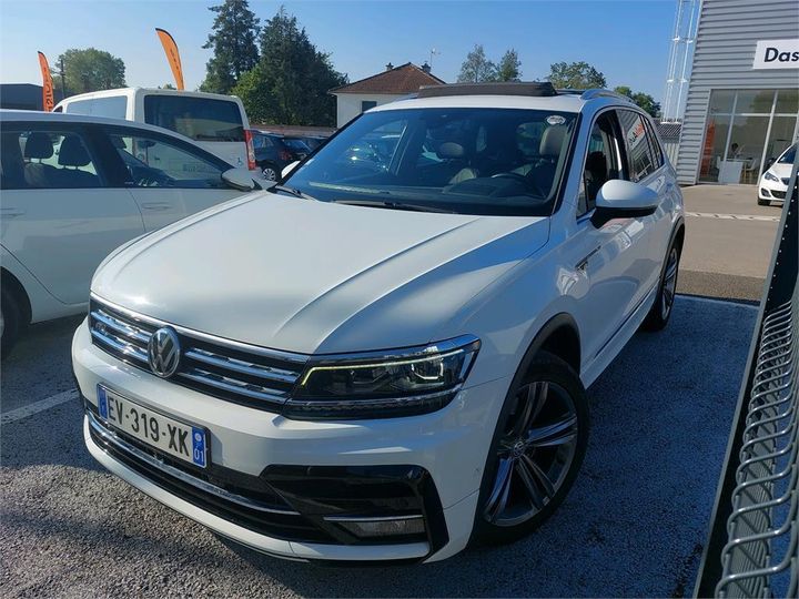 VOLKSWAGEN TIGUAN 2018 wvgzzz5nzjw889123