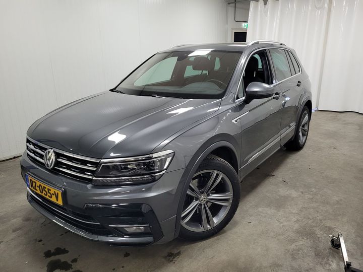 VOLKSWAGEN TIGUAN 2018 wvgzzz5nzjw900341