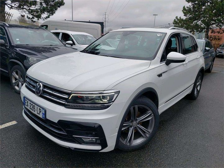 VOLKSWAGEN TIGUAN 2018 wvgzzz5nzjw900435