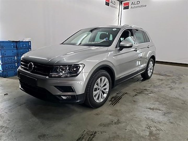 VOLKSWAGEN TIGUAN 2018 wvgzzz5nzjw900456