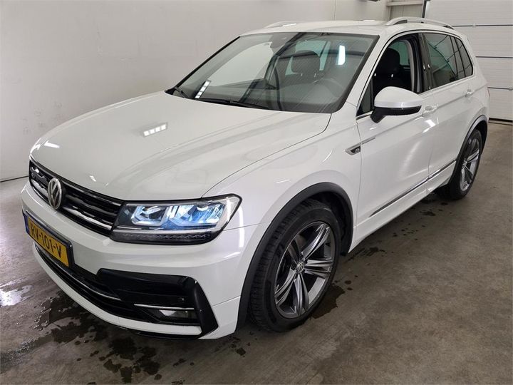 VOLKSWAGEN TIGUAN 2018 wvgzzz5nzjw901528