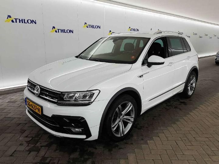 VOLKSWAGEN TIGUAN 2018 wvgzzz5nzjw917496