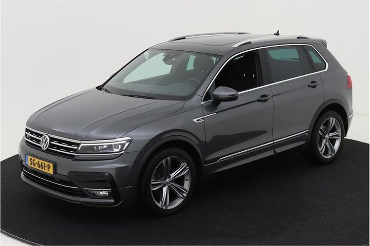 VOLKSWAGEN TIGUAN 2018 wvgzzz5nzjw917659