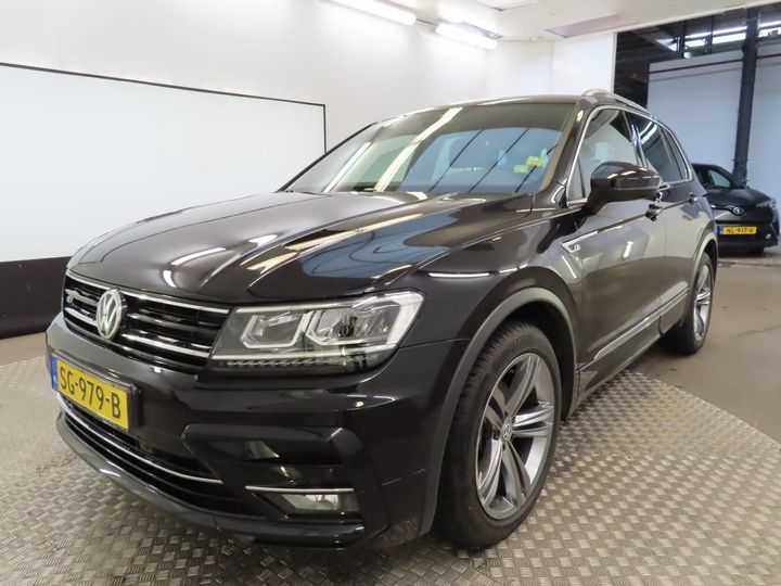 VOLKSWAGEN TIGUAN 2018 wvgzzz5nzjw917736