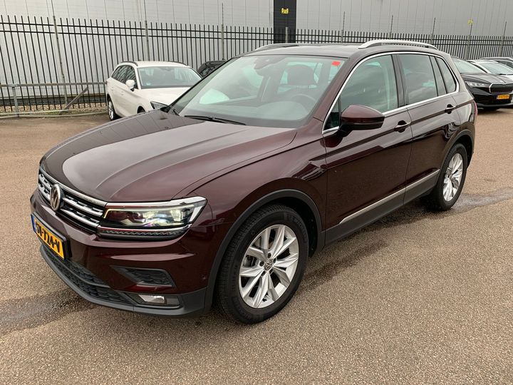 VOLKSWAGEN TIGUAN 2018 wvgzzz5nzjw929704