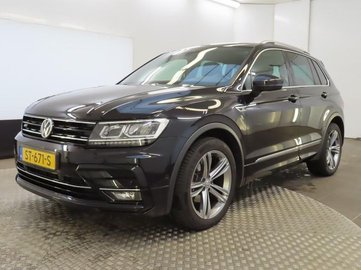 VOLKSWAGEN TIGUAN 2018 wvgzzz5nzjw942195