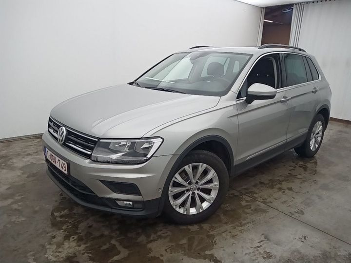 VOLKSWAGEN TIGUAN &#3916 2018 wvgzzz5nzjw942481