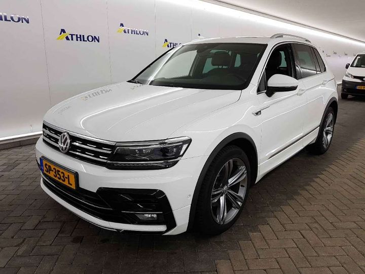 VOLKSWAGEN TIGUAN SUV 2018 wvgzzz5nzjw942917