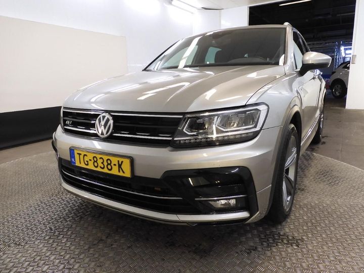 VOLKSWAGEN TIGUAN 2018 wvgzzz5nzjw958022