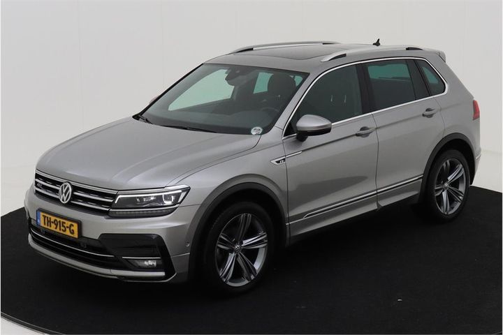 VOLKSWAGEN TIGUAN 2018 wvgzzz5nzjw958543