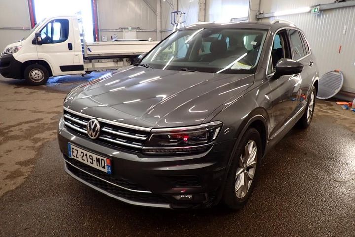 VOLKSWAGEN TIGUAN 2018 wvgzzz5nzjw975600