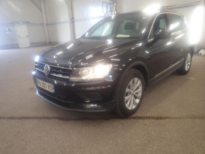 VOLKSWAGEN TIGUAN 2018 wvgzzz5nzjw978325