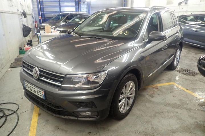 VOLKSWAGEN TIGUAN 2018 wvgzzz5nzjw978446