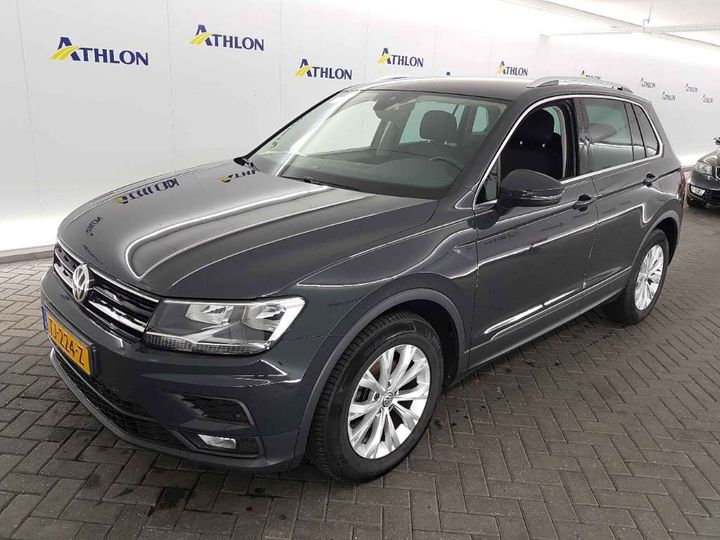 VOLKSWAGEN TIGUAN 2018 wvgzzz5nzjw983134