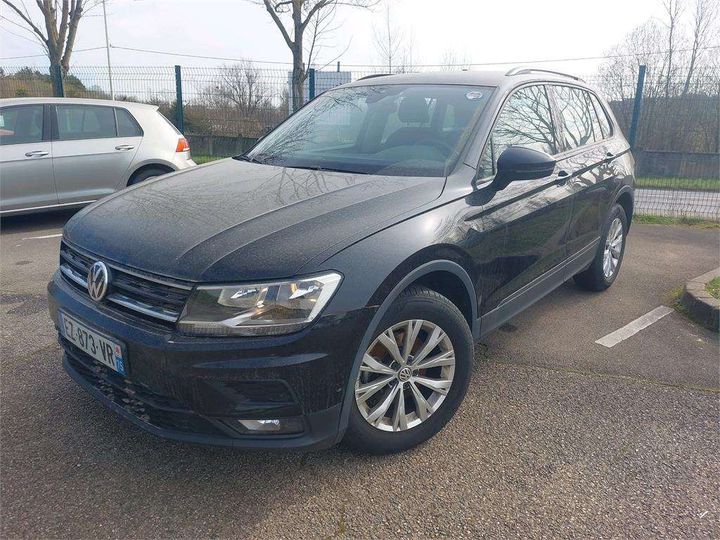 VOLKSWAGEN TIGUAN 2018 wvgzzz5nzjw989152