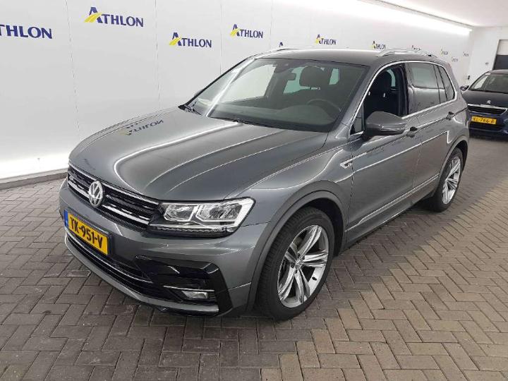 VOLKSWAGEN TIGUAN 2018 wvgzzz5nzjw989283