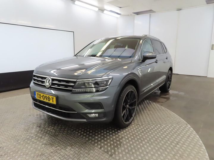 VOLKSWAGEN TIGUAN ALLSPACE 2018 wvgzzz5nzkm019711