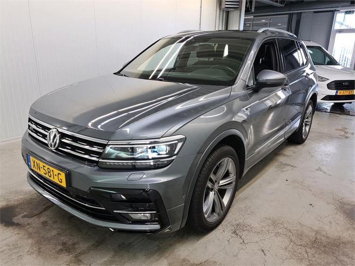 VOLKSWAGEN TIGUAN 2019 wvgzzz5nzkm064228