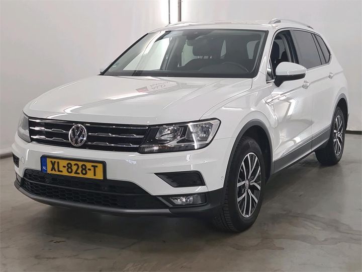 VOLKSWAGEN TIGUAN 2019 wvgzzz5nzkm067106